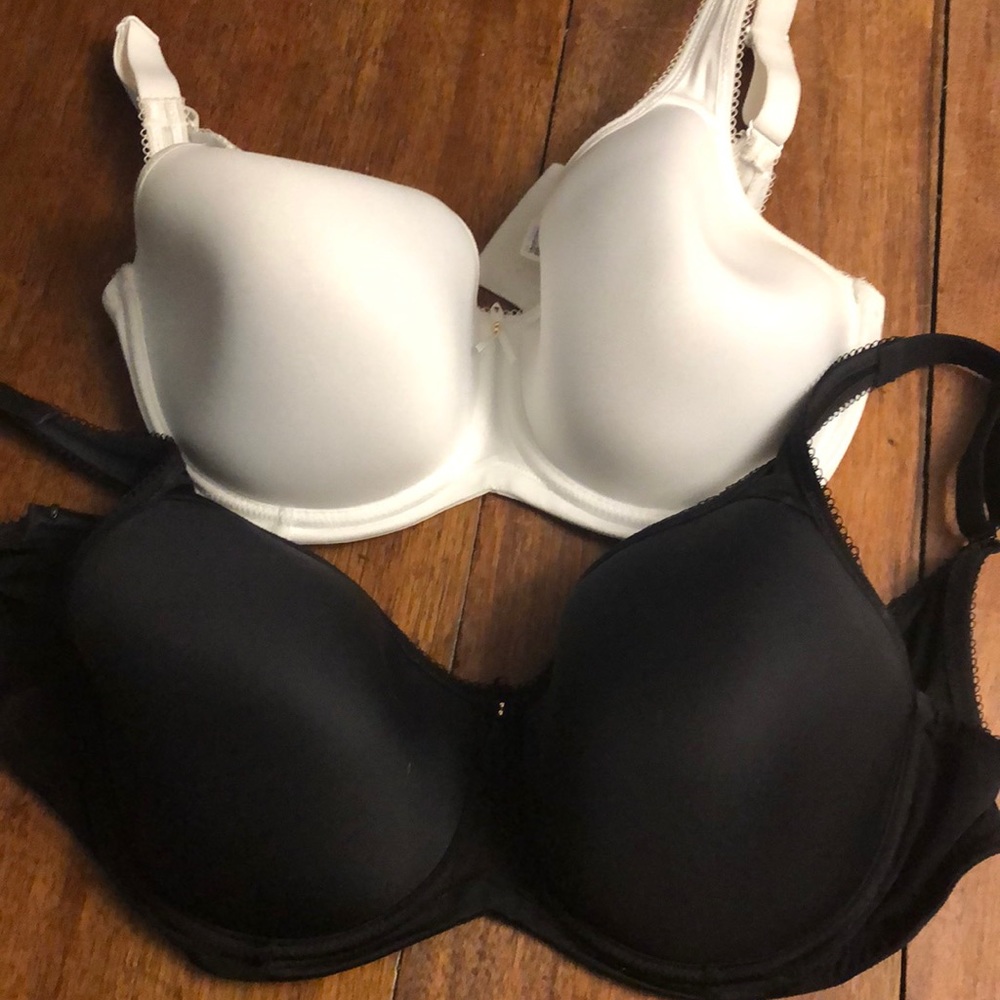 2 Wacoal bras